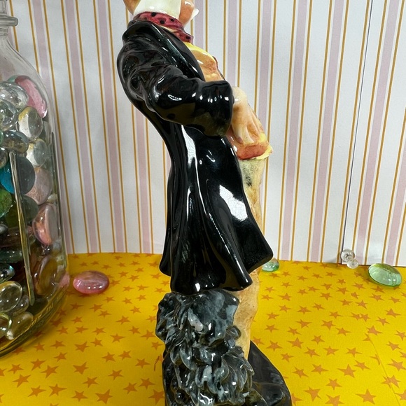 🛑SOLD🛑 Royal Doulton "Mr Micawber Figurine- HN1895”Dickens Characters Series. - Picture 10 of 14